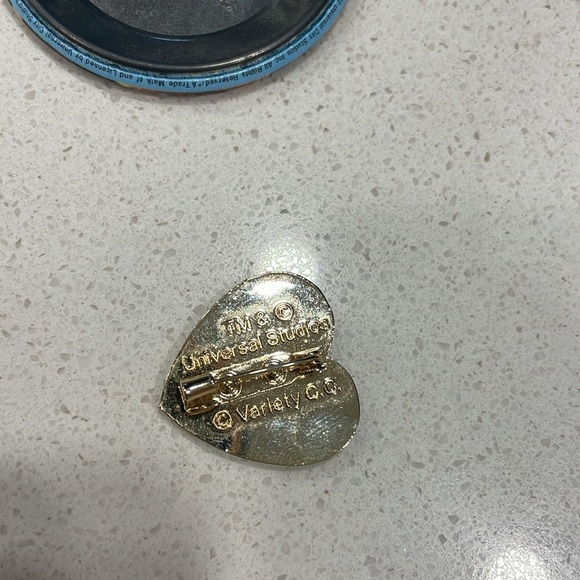 Vintage E.T. Movie Pins - Picture 9 of 10